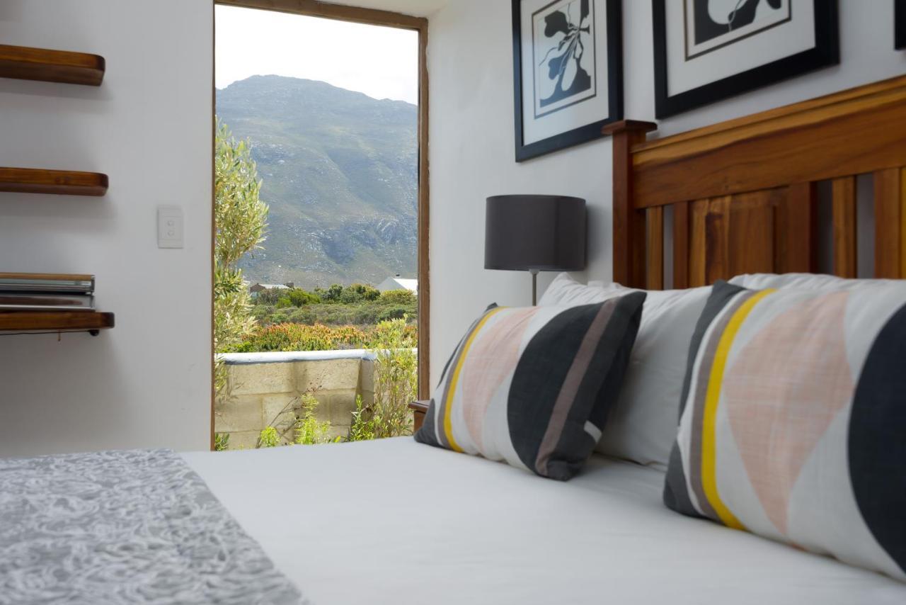 Stay At Friends Economic Rooms Malkopvlei Eksteriør bilde