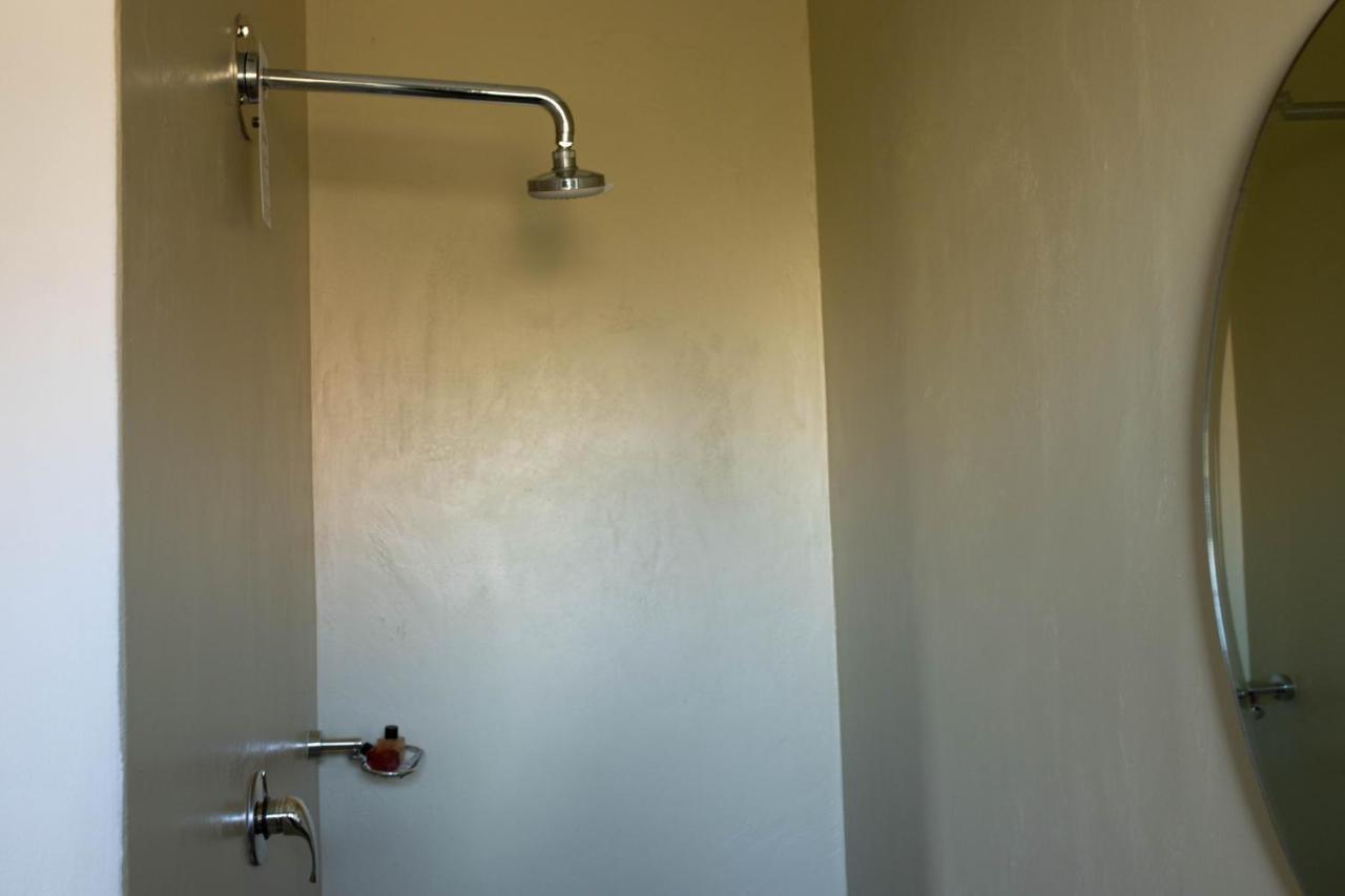 Stay At Friends Economic Rooms Malkopvlei Eksteriør bilde